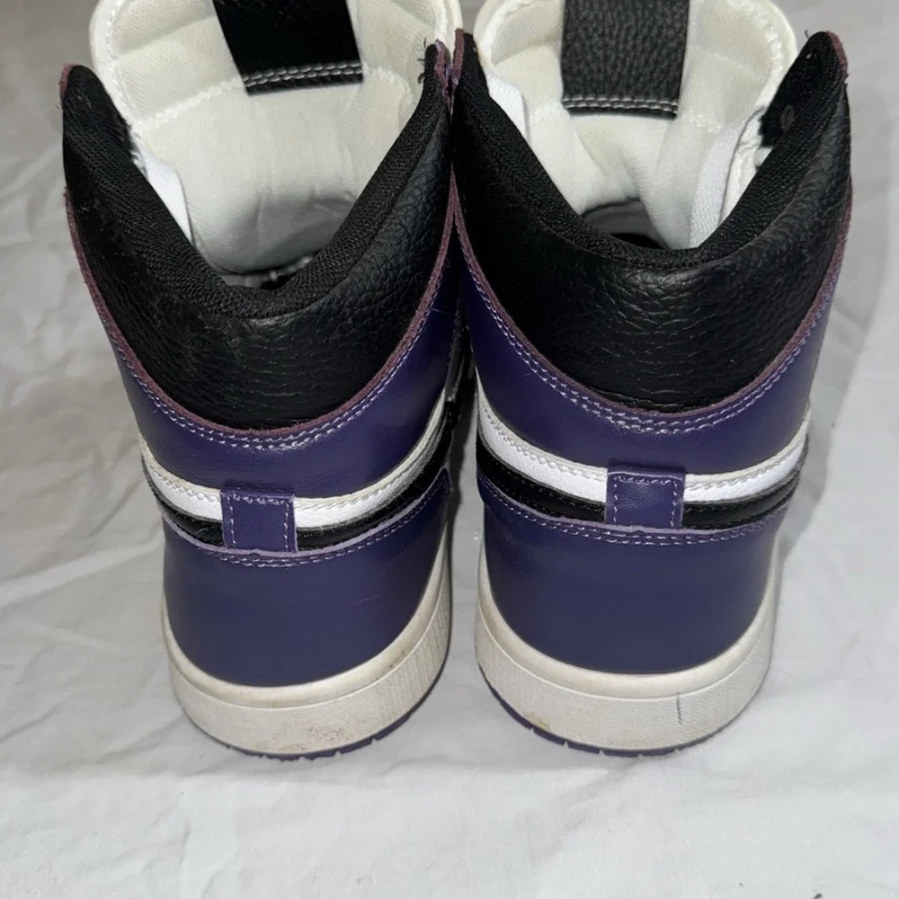 Nike Air Jordan 1‎ Retro High OG Purple